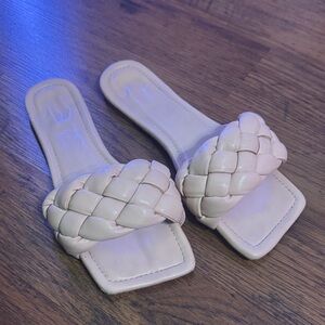 Elegant Cream Braided Women's Slides